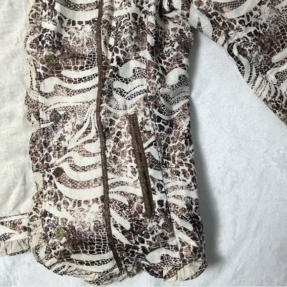 Chico's animal print linen blend size 2 overshirt - Picture 11 of 13